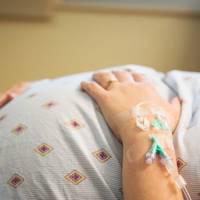 П’ять дітей осиротіли. Смерть породіллі від ковід19 сколихнула країну: немовля у важкому стані