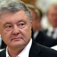Порошенко виявляється нормальний мужик, йому просто потрібно було залишити президенство
