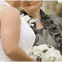 Коли я виходила заміж, мама мого чоловіка була на заробітках за кордоном. Жили ми з чоловіком в його квартирі, а точніше, в квартирі його матері. Все було чудово, поки мама мого обранця не вирішила по