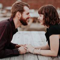 Нам було по 15 років, але вже тоді у Вірочки був наречений і її мама забороняла з нею спілкуватися. Знали би ви, чим ті стосунки закінчилися