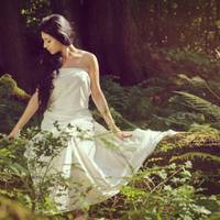 Інна, прихопивши цінні речі і навіть золоті сережки дочок, пішла до молодого коханця. Залишила чоловіку борг по кредиту і дітей. А через роки повернутися надумала, ну і почалося найцікавіше