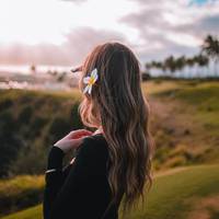 До нас зі своїми речами приїхала свекруха і сказала, що поживе у нас півроку. Я аж дар мови втратила. Свердлю очима чоловіка, а він погляд відводить. І ось з цього дня у мене почалося «веселе» життя