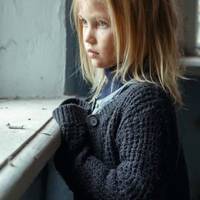 В мене немає нікого…На Львівщині 11-річна сирота терміново потребує коштів на операцію