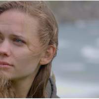 Наталя з дітьми виїхала в своє рідне місто ближче до мами і сестри в надії, що чоловік одумається. Звістка про те, що її чоловік має іншу, застала її зненацька.