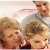 Віктор спочатку був проти переїзду тещі, але коли дізнався, що вона буде свою пенсію їм віддавати і домашні справи виконувати, погодився. Віктор відразу хотів показати, хто в домі господар.