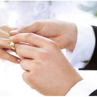 У брата через два тижні мало бути весілля. Його наречена Іринка нам дуже сподобалася. І тут ми дізнаємося, що Іринка зібрала речі і поїхала до своєї мами.