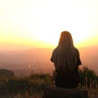 Зараз у мене вже своя сім’я. Батько з мачухою живуть окремо, але вони допомагають нам. Але я не можу забути той день, коли моя рідна мама прийшла до нас на поріг, але я сказала, щоб вона йшла від нас