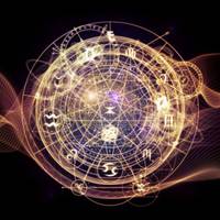 Любовний гороскоп на серпень: прийдешній місяць обіцяє принести приємні зміни, романтичні зустрічі і важливі кроки