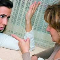 Ми відразу після весілля почали жити з батьками дружини. У них хоч і двокімнатна квартира на дев’ятому поверсі, але живемо дружно. Я працював на двох роботах і мало часу бував вдома.