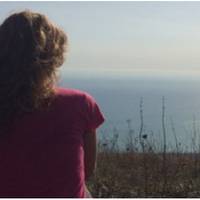 Минулого літа Вадим захотів поїхати на відпочинок на море. Я якраз отримала відпускні, сума була пристойна, то ж ми відправилися на 10 днів в Туреччину. Вадим сам вибирав путівки, готель був шикарний