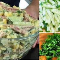 Дуже смачний салатик, яким мене вчора пригостили в гостях. Я навіть рецепт взяла. Сьогодні приготую вдома, бо дуже смачно