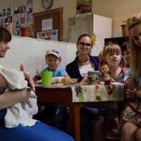 У них 8 дітей, і їм ніде жити … Чому я не хочу їм допомогти