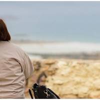 Пізно ввечері мені дзвонив син і вибачався за свою поведінку, але сказав що нічого змінити не може. Пообіцяв, що поговорить з дружиною і поверне мені борг. Гроші пішли на покупку телевізора, при чому