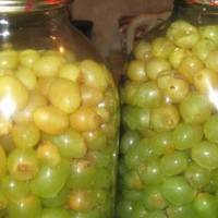 Про оливки і чути не хочу, після того, як спробувала маринований виноград! Розкіш круглий рік!