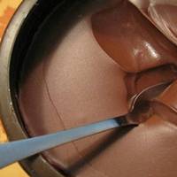 Шоколадна паста до чаю за 5 хвилин! Ви приготуєте її швидше, ніж завариться чай!