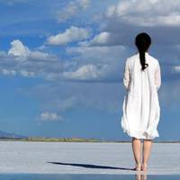 За другого чоловіка я вийшла заміж 8 років тому. За своїм першим чоловіком я була, як за кам’яною стіною, він добре заробляв та в усьому нас забезпечував.