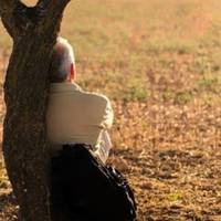 Мені 63 роки, я вже чоловік немолодий, але ще трохи підробляю. Був одружений два рази. З першою дружиною прожив 12 років, а з другої всього лише 4. У двох сім’ях я мав дітей.