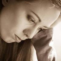 Якось я прийшла зі школи, а вдома пахне апельсинами. Я запитала, а де ж моя апельсинка, а мати з сестрою сказали, що мені все здалося.