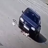 Дівчинка, яку тричі переїхала машина у Дрогобичі, не отримала жодного перелому