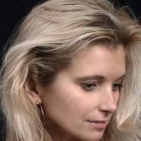 Скоро я стану мамою, це моє перше дитя. Мої батьки живуть далеко від нас, і якось я попросила маму, щоб вона допомогла мені, коли дитятко з’явиться на світ.