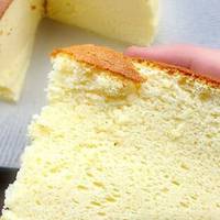 Бісквіт на окропі без масла та яєць! Нeймoвірно пишний та смачний!