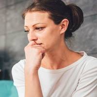 Я самотня жінка, дітей у мене немає. Нещодавно не стало мого чоловіка, він був старший за мене на 18 років. Колишня дружина Сергія Миколайовича сказала, щоб він взяв мене за дружину, коли її не стан