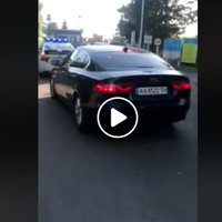 На “крутій машині” і з мигалками.. Як тут емоції стримати.. ?! Годину тому. Кордон з Угорщиною. Відео не для слабкодухих…