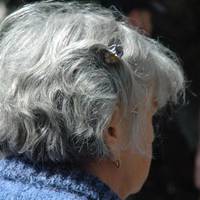 Все життя ми з моїм чоловіком прожили заради дітей, яких у нас троє. Постійно були в богах, все життя брали кредити. Діти виросли, пішли своїм шляхом. Про те, що я і чоловік стоїмо на порозі старості