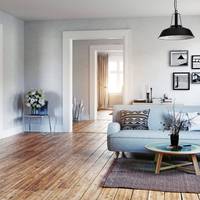 – Вони кілька років без дітей жили, обоє працювали, і що? толку немає! Вони за десять років на ноги не стали. І через рік, і через п’ять буде те ж саме! Я вже зрозуміла – в будь-якому випадку скандал