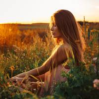 Жіночий гороскоп на тиждень з 17 по 23 серпня: Представниць прекрасної статі чекає час поновлення