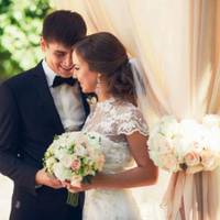 Під кінець місяця, найбільш «відстороненого» одне від одного місяця у нашому житті, я вже сумнівалася в усьому: в ньому, в собі, в нашому майбутньому.