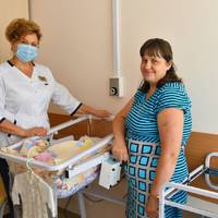 Я така щаслива! У Луцьку 41-річна українка народила вже 17-ту дитину (фото)