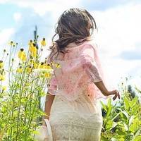 Якраз тоді я розлучилася. А потім мені прийшло повідомлення від друга мого брата, він жив у Польщі. Я відразу відповіла йому. Все життя мріяла жити за кордоном