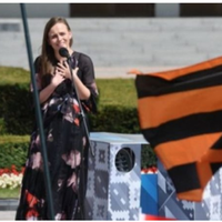 “Вам всі заздрять, не повторюйте помилок України!” Українська співачка у Мінську виступила за Лукашенка