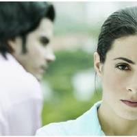 Ми з Богданом відзначили наше срібне весілля, потім кожен свій 50-річний ювілей. А після цього сталося те, що я і досі пояснити не можу. В один день чоловік зібрав свої речі і пішов.