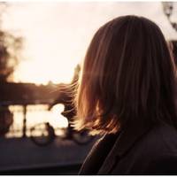 Якось дядько Степан занедужав. Я без вагань взяла відпустку, щоб доглядати за ним. І в цей момент мені зателефонував рідний батько, просив приїхати, йому потрібна була моя допомога, так як він теж за