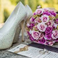 Відтоді, як я зустріла Олега, відразу стала готуватися до весілля. Але його родина та друзі відразу мене не полюбили. Від них я чула багато пліток, але вже через місяць я таки стану його дружиною