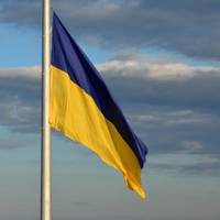 Найбільший прапор України піднято. Відео