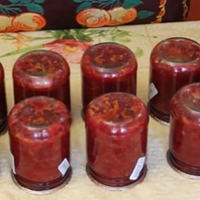 Борщова заправка з квасолею, виходить ароматна та дуже смачна. Встигніть запастися на зиму