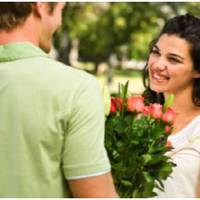 Тридцятирічна Оксана не могла повірити у щирість почуттів Олександра, тому втікала від цих стосунків з усіх сил. Але найбільше лякала дівчину різниця у віці – Олександру заледве виповнилося 20, він бу