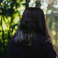 Мій зять прийшов з роботи, поїв, мовчки зібрався, одягнувся. Дивимося, вже черевики в коридорі взуває, нікому ні слова не сказавши.