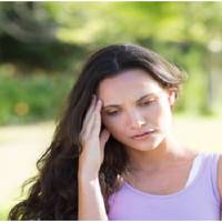 Свекруха намагалася напоумити мого чоловіка, але він нікого не слухав. Потім підключилися мої батьки. Вони нам теж добре допомагали, тато подарував нову машину.