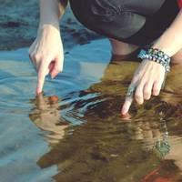 Моя дитина жодного разу не бачила свого батька. Але мої батьки сказали, що це не проблема, вони мені в усьому допомагатимуть. Минали роки, син ріс, мені в цей час було дуже важко.