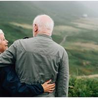 Коли Галина оголосила, що у них буде дитина, Михайлу на той час виповнилося п’ятдесят п’ять. Все село гуло, що після весілля сина Михайло Григорович пішов від дружини до молодої Галини.