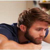 Ми переїхали і вирішили зробити невеликі входини, в колі сім’ї посмажити на вулиці шашлик. Але теща запросила всіх своїх родичів і знайомих. В результаті, людей зібралося більше двадцяти.