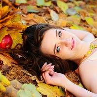 – Мамо, чому так виходить, – запитала якось Неллі Ірину Вікторівну, – знаю, що ви мене ніколи не любили і не пускали в своє серце, а тепер, коли ми з Андрієм розлучилися, у нас з вами з’явилося взаємо