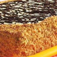 Пишний медовик зі сметанним кремом і горіхами! Смачний рецепт!