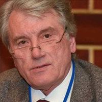 Блогер: Чому ніхто і ніколи, не долучав до якихось перемовин Віктора Ющенка?