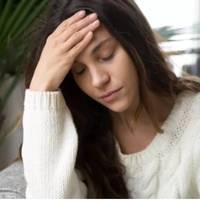 Алінці, племінниці, зараз 5 років і я вважаю, що вона в такому віці, коли вже все розуміє. Але це не заважає їй постійно розбивати чашки і дорогі вази в моїй квартирі, які вона необережно брала і во