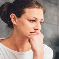 Перші 30 років свого шлюбу Люба думала, що у них з Дмитром зразкова сім’я. Він спокійний та добрий чоловік, а вона найкраща на кутку господиня.